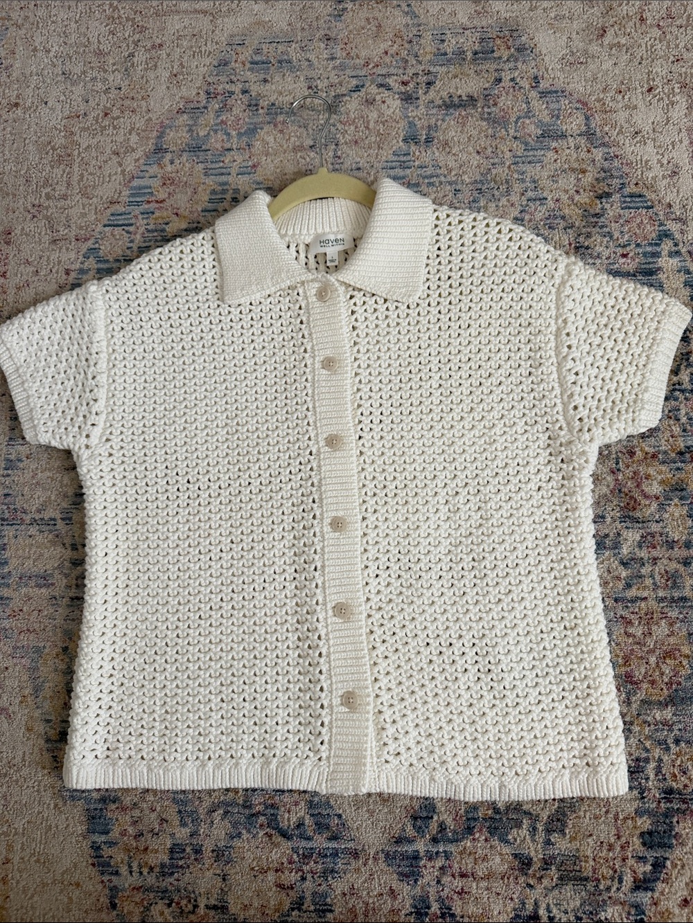 🐚 Haven Well Within ivory open stitch short sleeve sweater. Size S.